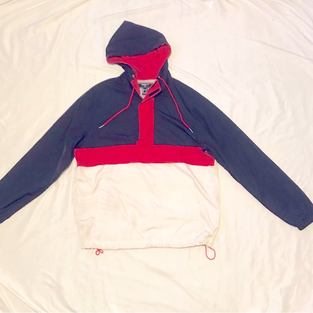 Mens wind breaker jacket red white and blue size med.